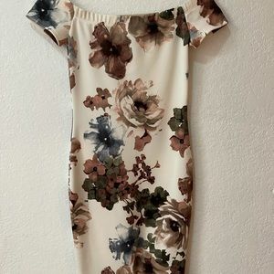 Windsor pencil skirt